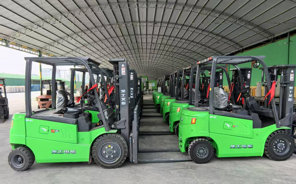 工业搬运的革新之作：龙工陇南叉车技术实践与价值解析